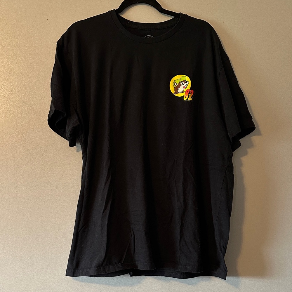 Buc-ee's Black Graphic Tee - Short Sleeve - Picture 4 of 7